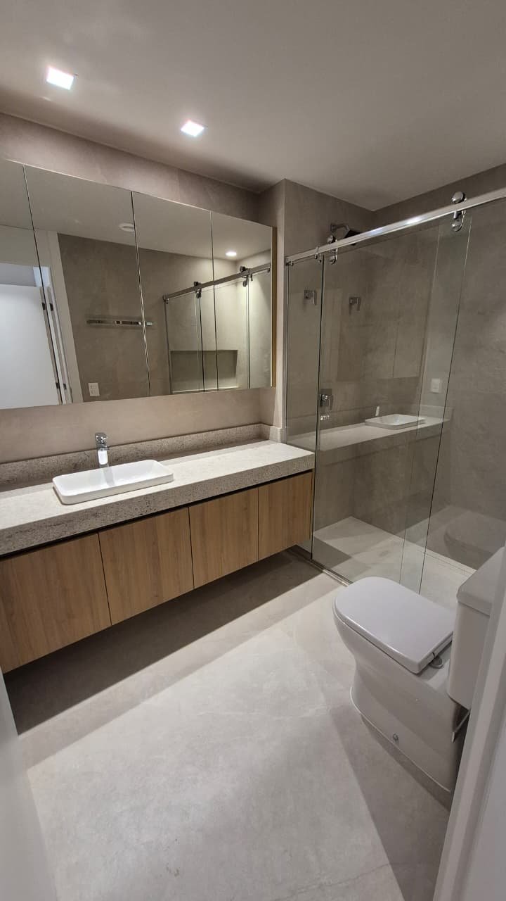 WhatsApp Image 2025-12-20 at 21.40.43 (1)